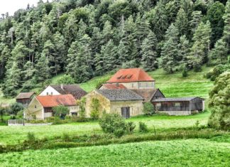 Bauernhof in einem Dorf in Deutschland