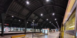 Gleise am Hauptbahnhof in Karlsruhe