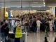 Flughafen Anstürme Chaos