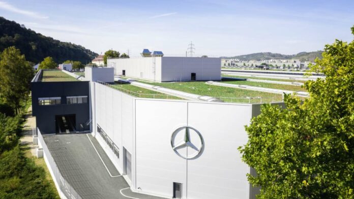 Neue Fabriken von Daimler für Batterien