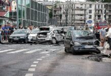 Unfall auf Kreuzung im Stadtgebiet