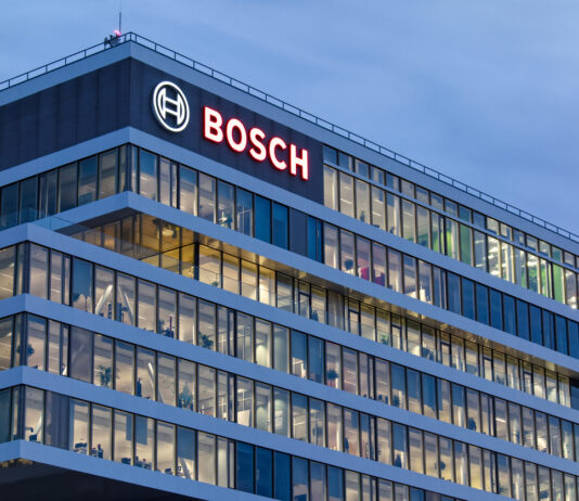 Zentrale vom Hersteller Bosch mit Logo