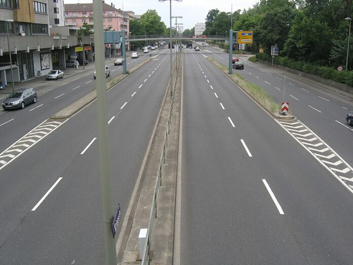 Die Kriegsstraße in Karlsruhe