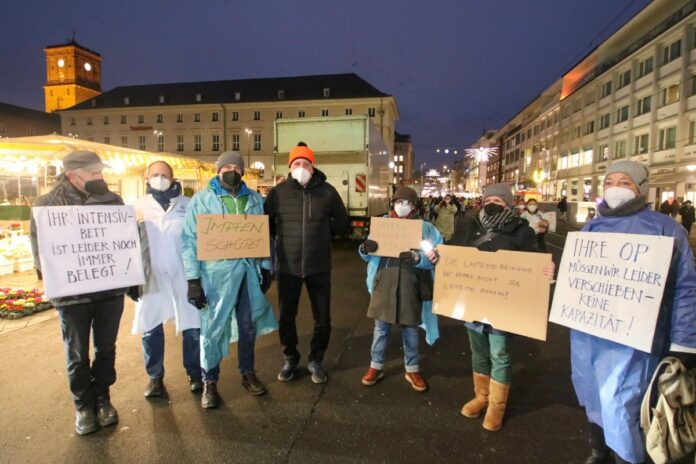 Proteste gegen Impfgegner