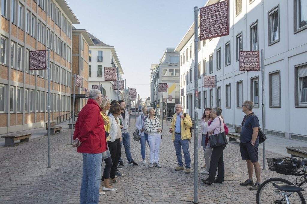 Stadtrundgang in Karlsruhe für Touristen