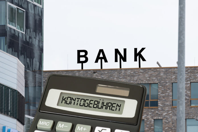 Ein symbolisches Bild für die Kontogebühren bei der Bank.