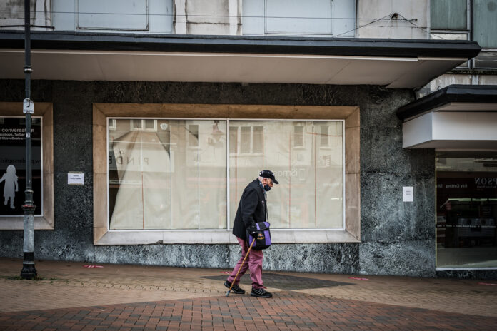 Geschäft geschlossen in Stadt