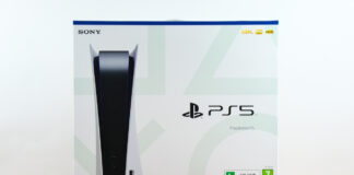 Die PS5 in der Originalverpackung.