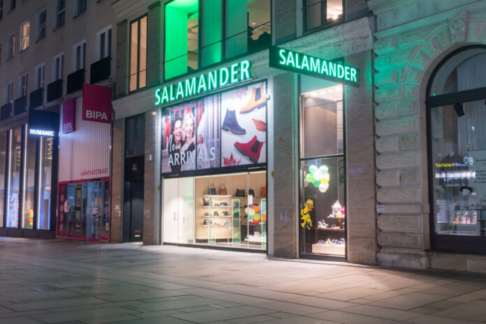 Schuhhaus Salamander.