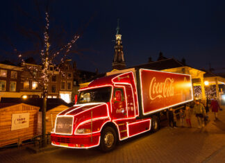 Coca Cola Truck auf Weihnachtsmarkt