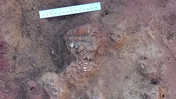 Archäologen machen großen Fund.