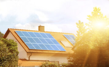 Solarzellen auf dem Hausdach