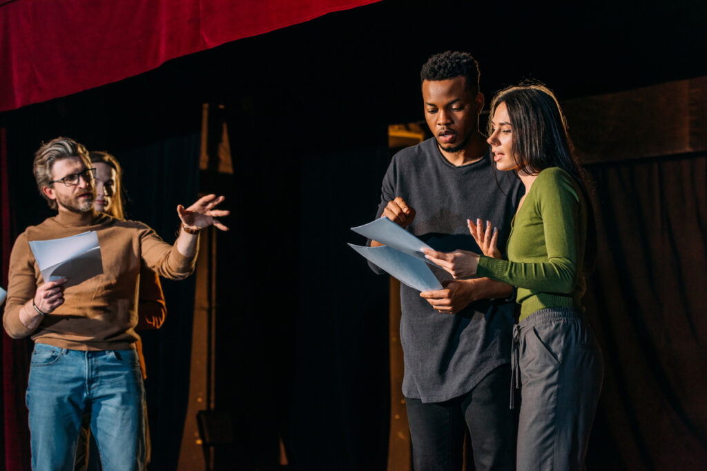 Das Kammertheater Karlsruhe fördert die regionale Kunst und Kultur.
