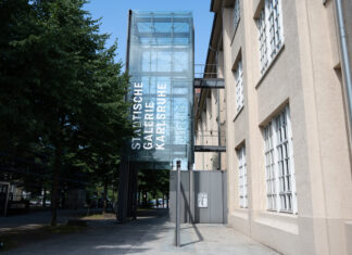 In Karlsruhe gibt es zahlreiche Galerien für Kunstliebhaber.
