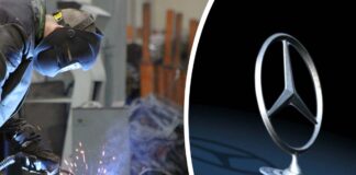Mercedes Angestellter bei der Arbeit