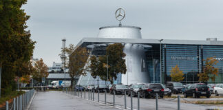 Gebäude von Mercedes-Benz.