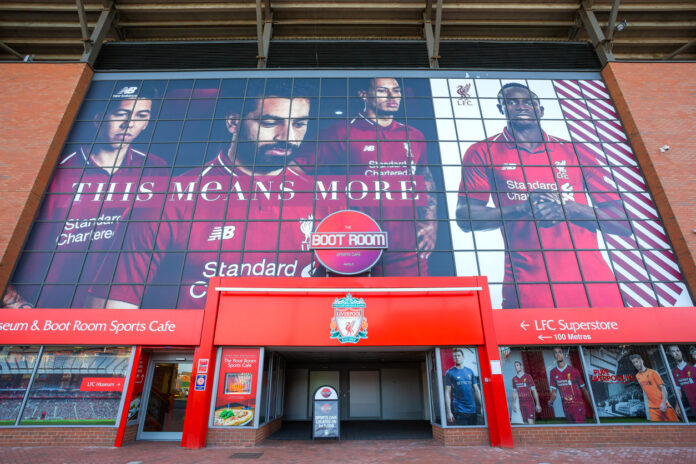 Der Eingangsbereich vom Anfield Stadion des Liverpool FC