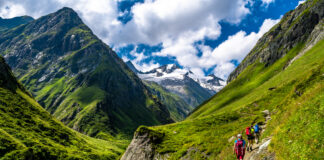 Fernwanderwege führen mehrere hundert Kilometer durch wunderschöne Landschaften.