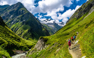 Fernwanderwege führen mehrere hundert Kilometer durch wunderschöne Landschaften.