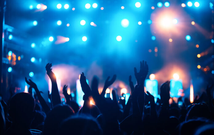 Die Konzerte in Deutschland 2023 sind vielversprechend! Große Stars treten dieses Jahr in verschiedenen Städten auf.