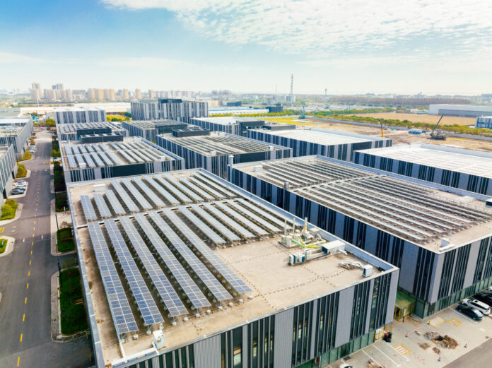 Luftaufnahme von Solar-Photovoltaik-Panels