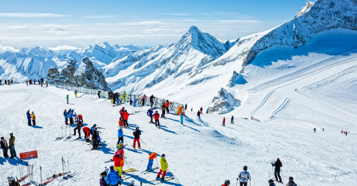 Zu-viele-Touristen-kommen-Erstes-Skigebiet-muss-gesperrt-werden
