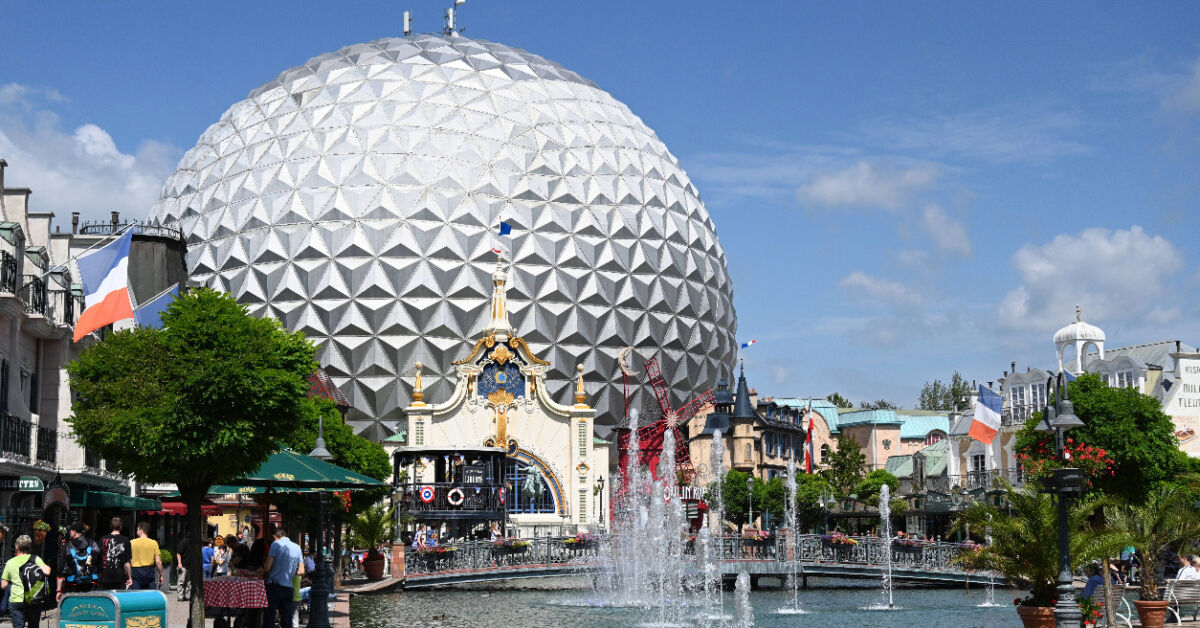 Traditionelle-Achterbahn-wird-im-Europa-Park-erstmals-ver-ndert