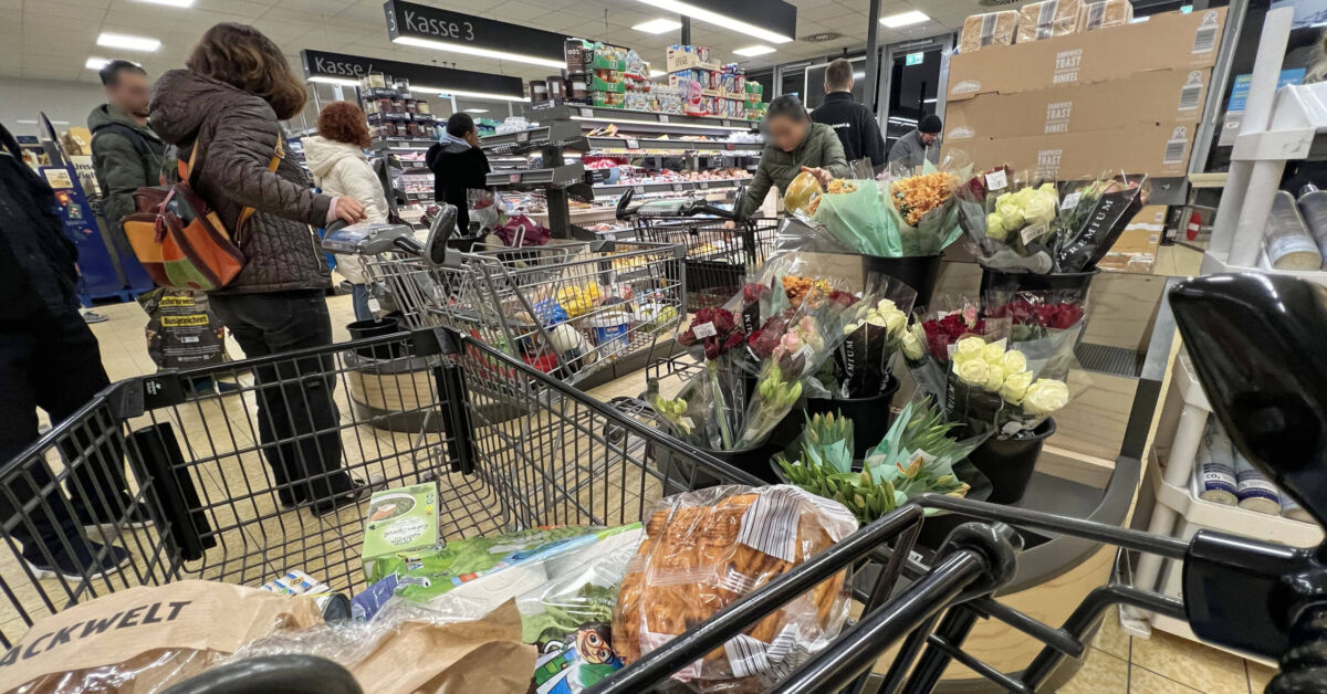 Auch-Milch-und-Fleisch-Aldi-macht-es-wahr-Alles-wird-g-nstiger-