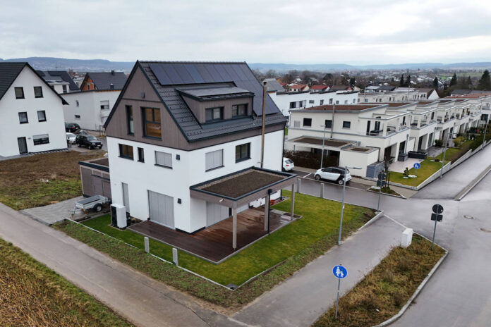 Neubauwohnungen und neue moderne Häuser in Gaeufelden im Kreis Boeblingen (Baden-Wuerttemberg)