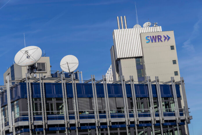 Ein Sendergebäude des SWR.