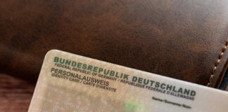 Ein Personalausweis von einem Bundesbürger in Deutschland