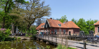Ein Restaurant am Wasser in Holland