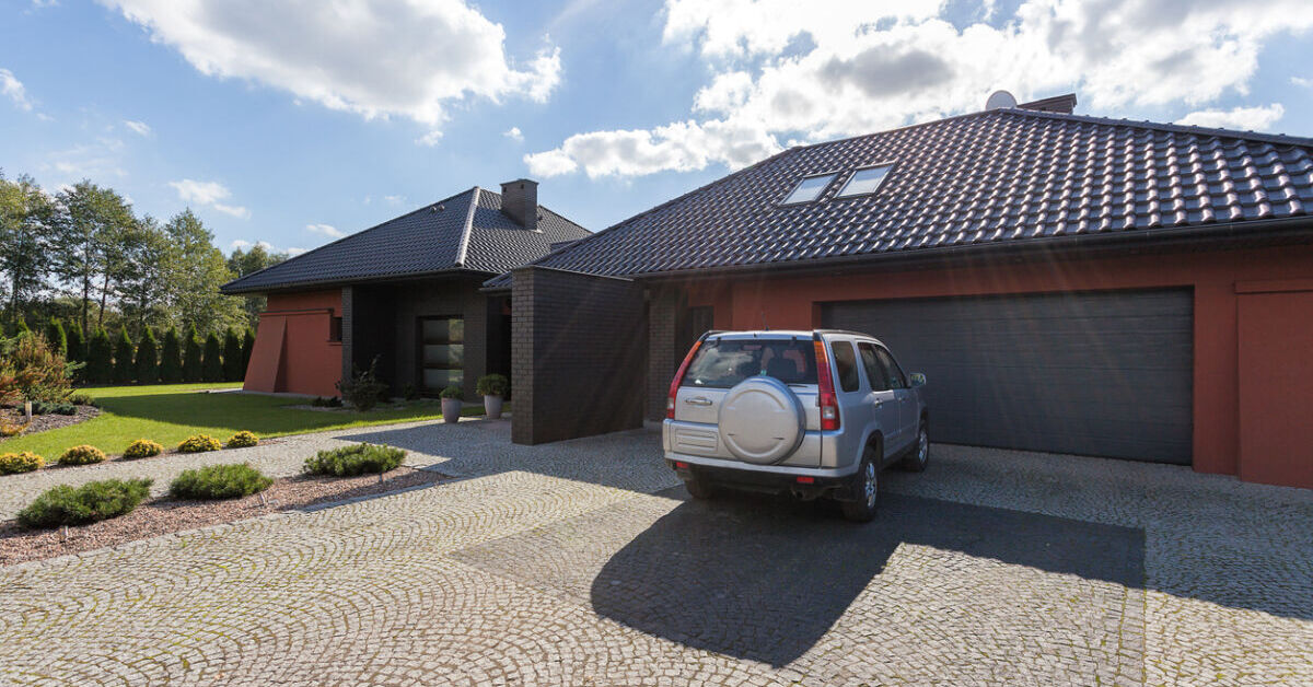 Viele-ahnungslos-Auto-einfach-vor-Garage-parken-Wird-teuer-