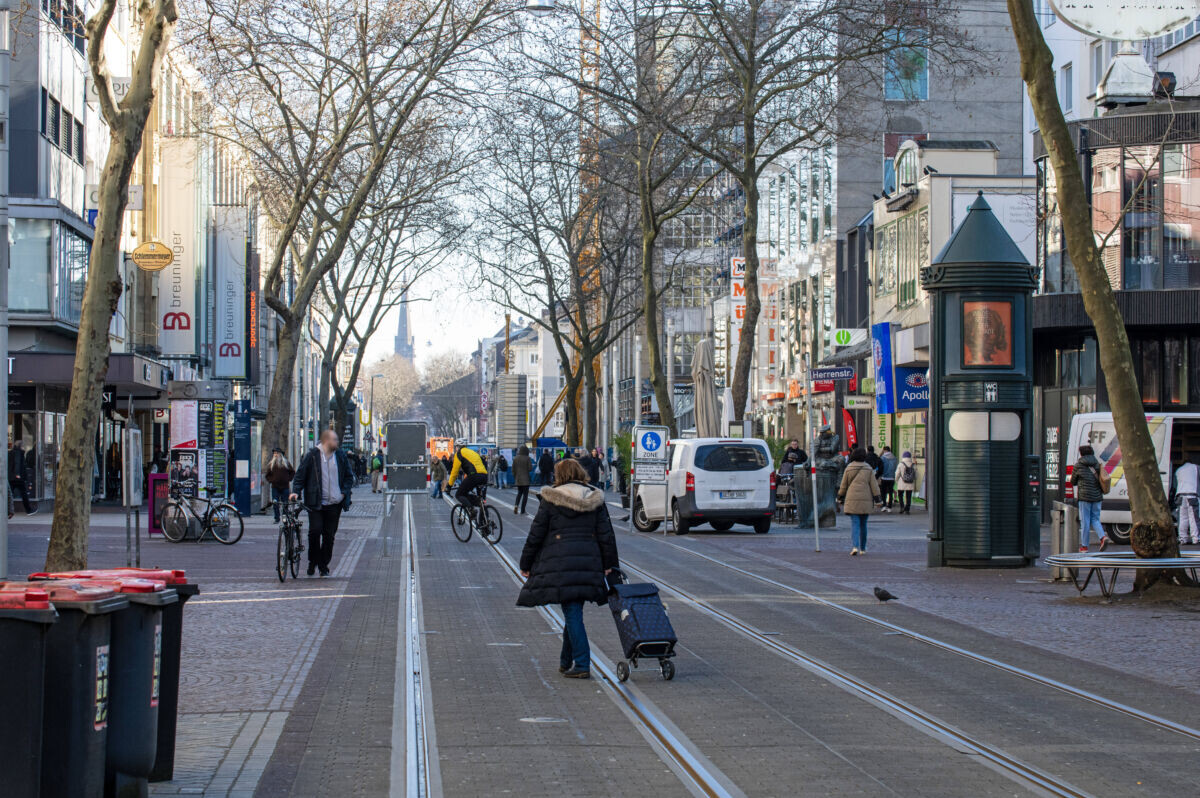 Mit-etlichen-Filialen-Insolvenz-trifft-wieder-die-Modebranche