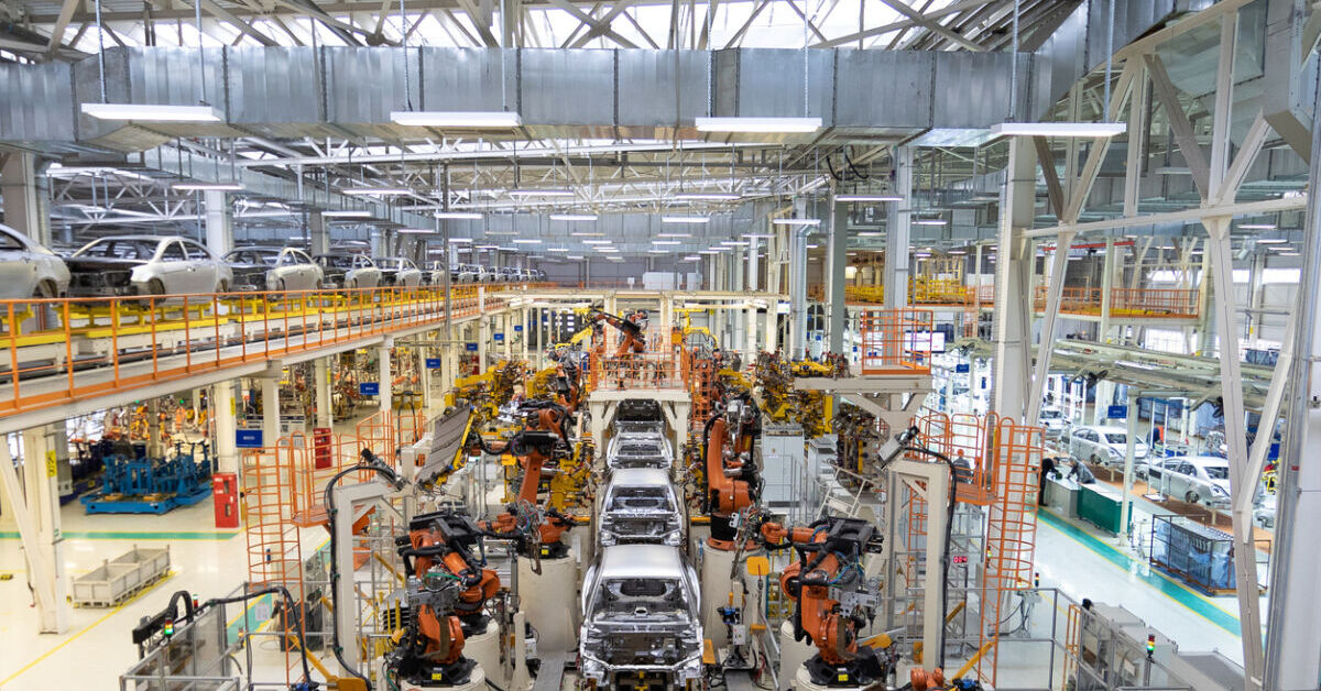 Drastischer-Sparkurs-Kult-Autobauer-streicht-3-000-Arbeitsstellen