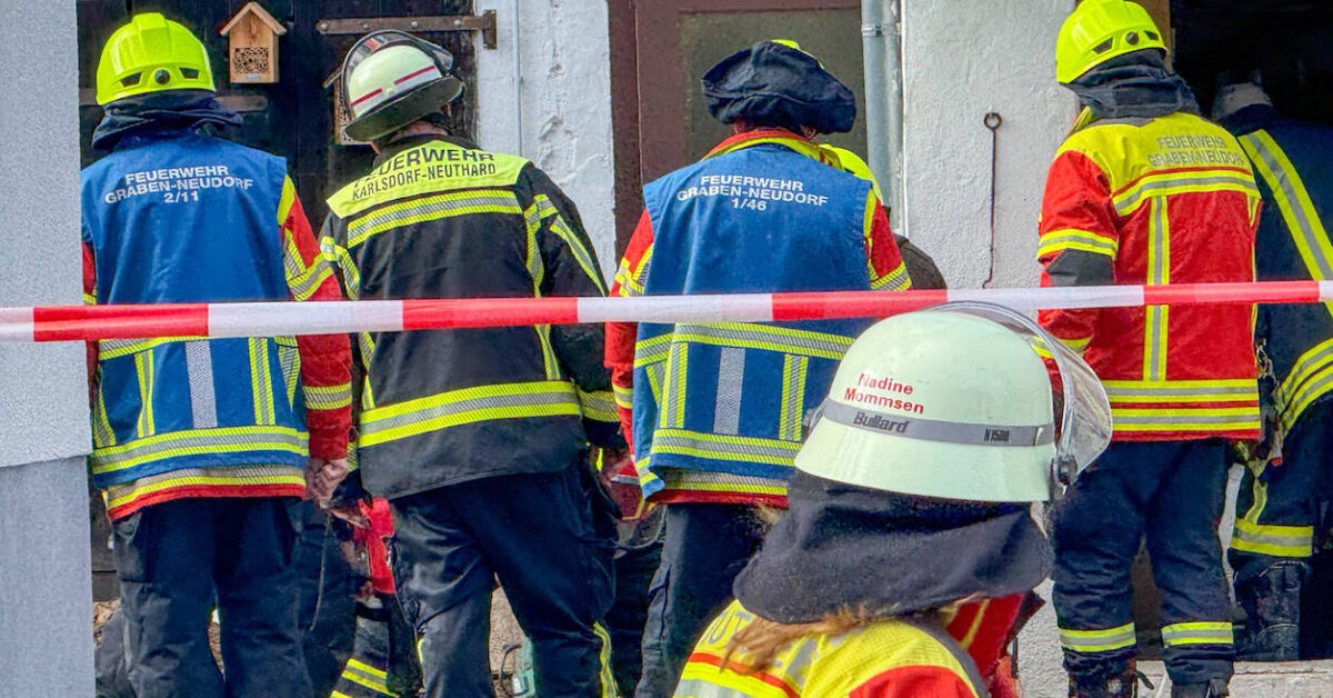 Gro-einsatz-T-dlicher-Angriff-mitten-in-Karlsruhe-Schrecklich-