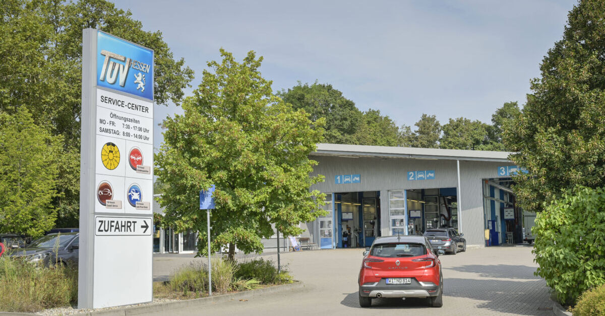 Klatsche-J-hrlicher-T-V-f-r-alte-Autos-soll-in-Deutschland-kommen