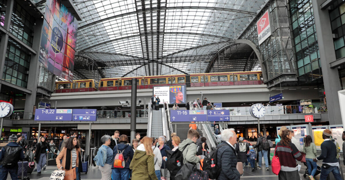 Unp-nktlichkeit-der-Bahn-auf-Rekordhoch-H-lfte-kommt-zu-sp-t-