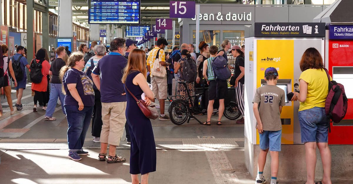 Nur-bis-2025-sicher-Deutschland-Ticket-soll-abgeschafft-werden