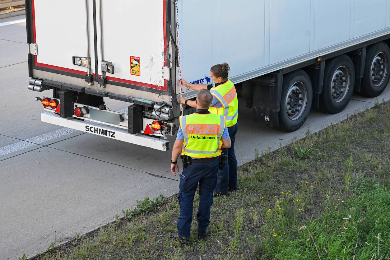 Hohe-Strafen-Autobahn-Fallen-sollen-in-Deutschland-kommen