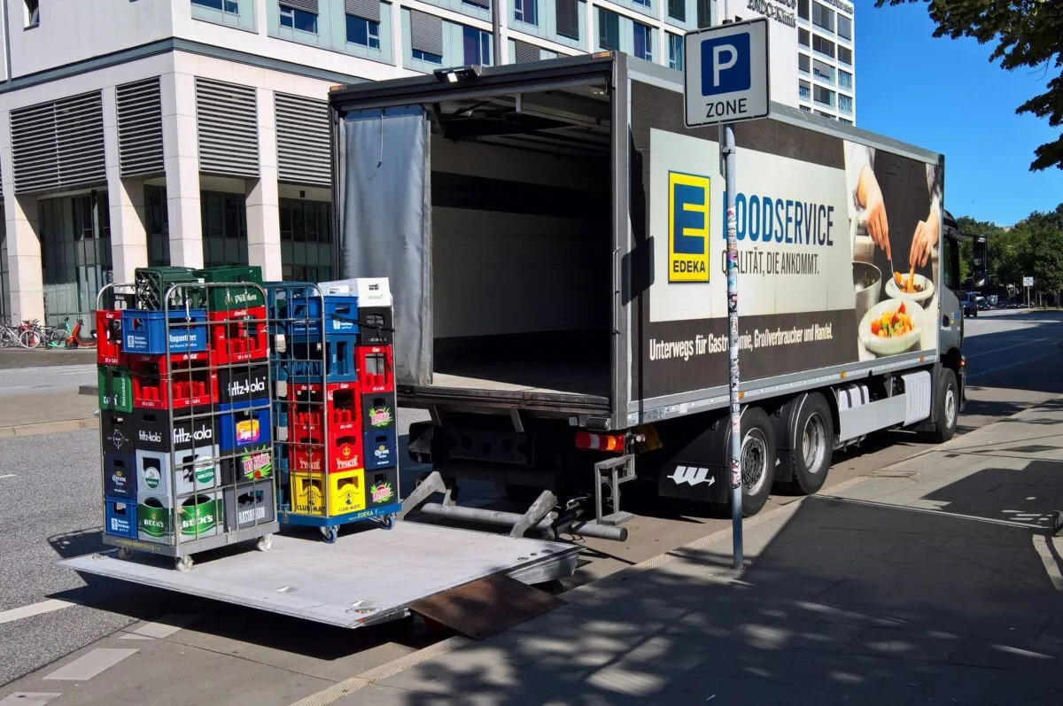 Wegen-Preiserh-hung-Edeka-nimmt-Getr-nke-aus-allen-Filialen