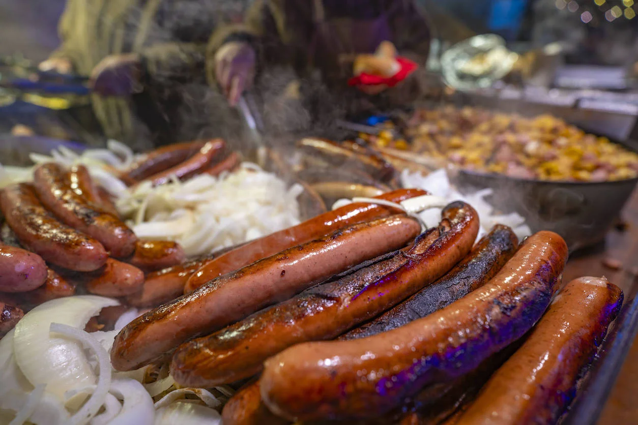 Bratwurst-Co-So-teuer-ist-der-Weihnachtsmarkt-in-Karlsruhe