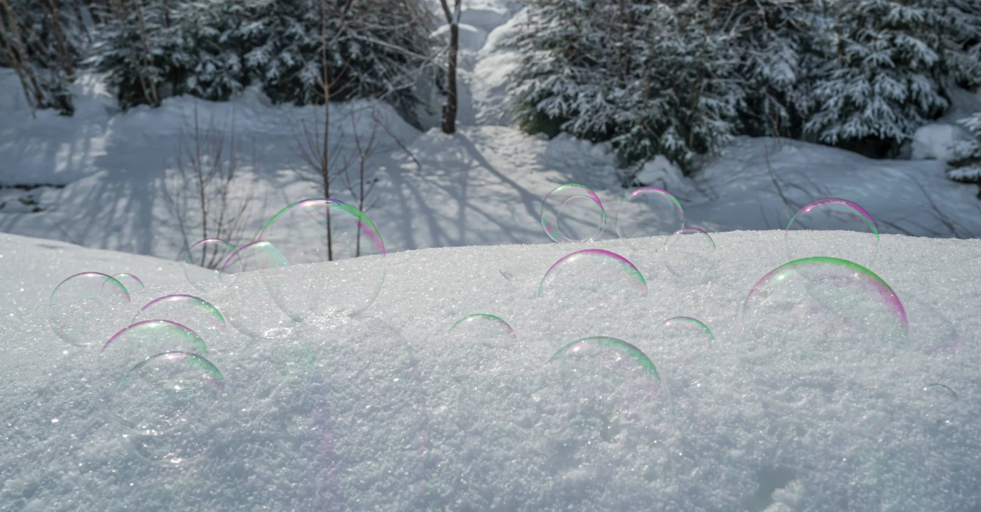 Neuer-Internet-Trend-Immer-mehr-machen-Speiseeis-im-Schnee